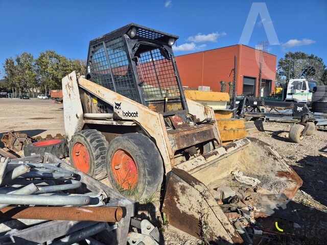 Laddare Bobcat 743