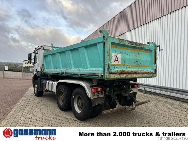 Tippbil Mercedes-Benz Arocs 2643 K 6x4, Rollplane, Meiller