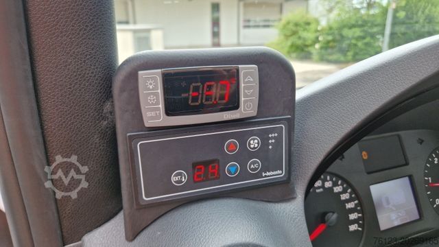 Stadsbus MERCEDES-BENZ 2 x Lagerfahrzeug Bürgerbus Niederflur 9 Sitze