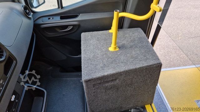 Stadsbus MERCEDES-BENZ 2 x Vorlauffahrzeug Bürgerbus Niederflur 9 Sitze