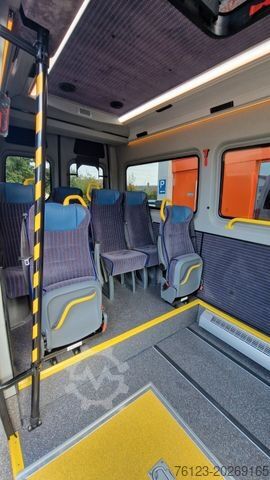 Városi autóbusz MERCEDES-BENZ 3 x Lagerfahrzeug Bürgerbus Niederflur 9 Sitze