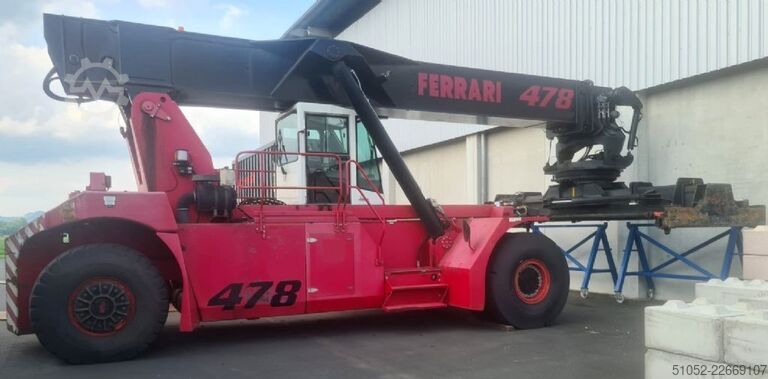 Vollcontainer Reachstacker CVS Ferrari F478