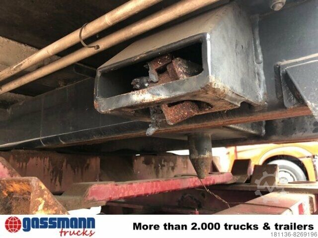 Wechselfahrgestell LKW  Wechselbrücke mit Kranvorrichtung