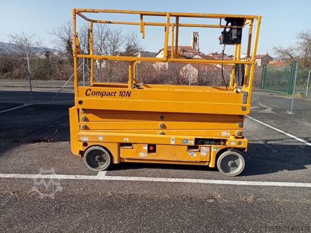 Mesa elevadora de tijera Haulotte COMPACT 10N
