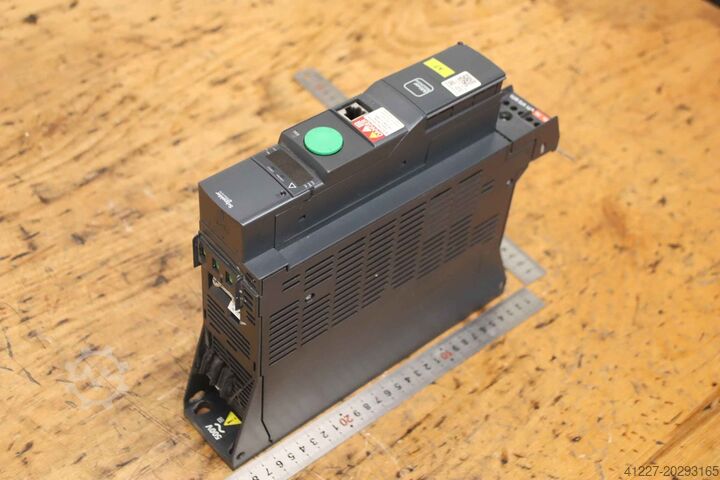 Przemiennik częstotliwości 3 kW Schneider Electric Altivar 320 ATV320U30N4B