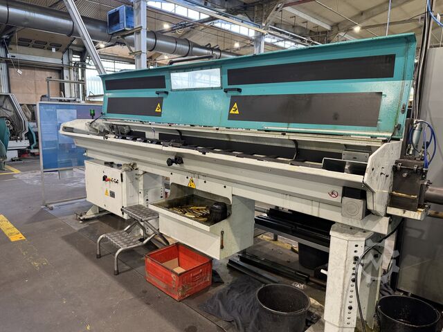 CNC centar za okretanje INDEX G200