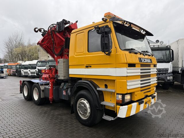 Grua montada em camião Scania R143 450 V8 6X4 Kran Palfinger 45000 / Oldtimer