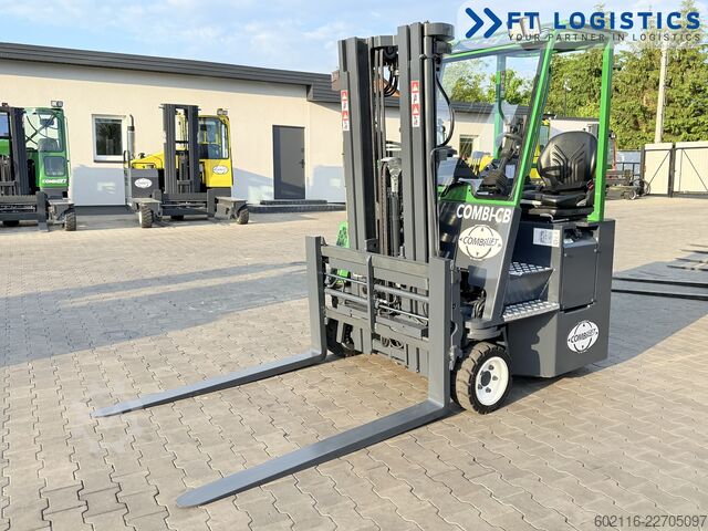 Négyirányú targoncát Combilift CB3000 DIESEL TRIPLEX 4900 POSITIONER