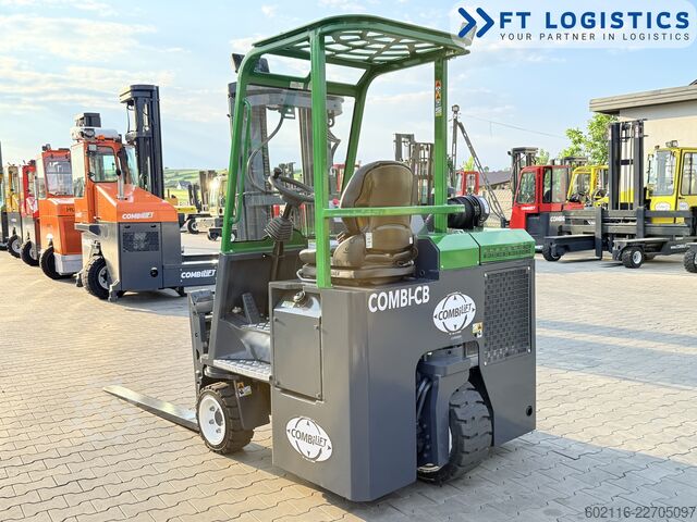 Négyirányú targoncát Combilift CB3000 DIESEL TRIPLEX 4900 POSITIONER
