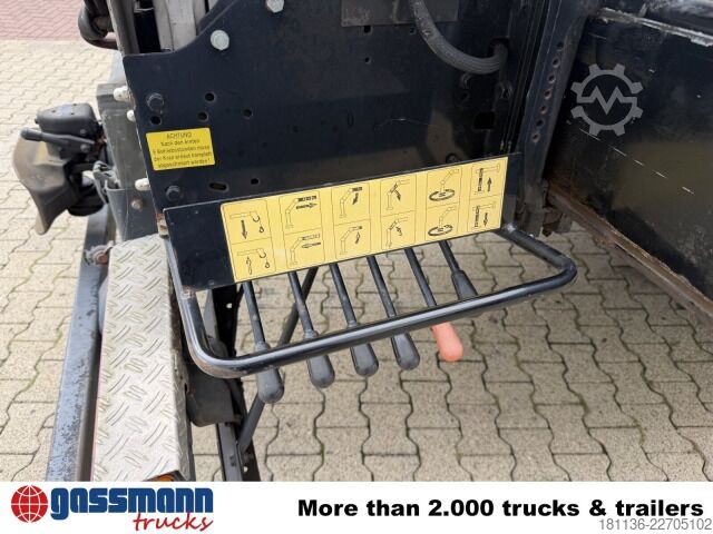 Dubă pick-up Mercedes-Benz Atego 822 L 4x2 mit Heckkran MKG HLK76-a2,