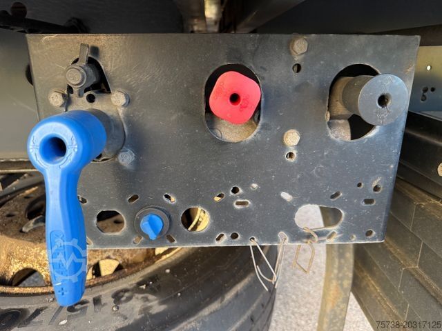 Semirimorchio con telone KRONE SD Pritsche+Schiebeplane+Edscha/Luft-Lift