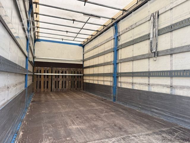 Kamion sa ravnom platformom i ceradom MERCEDES-BENZ ACTROS 1833 L Pritsche/Plane 7,30 m LBW 2.000 kg