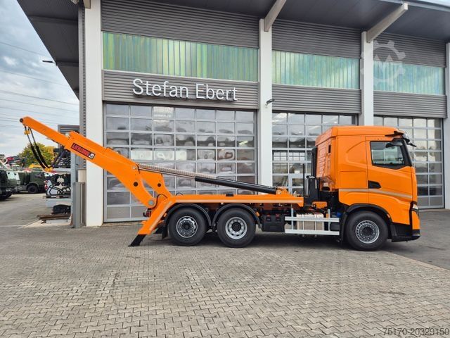 Skip truck IVECO AS280X58Y/ PS ON Hiab FTR18 Funk AHK Bett Cam