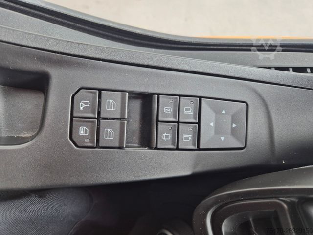 Skip truck IVECO AS280X58Y/ PS ON Hiab FTR18 Funk AHK Bett Cam