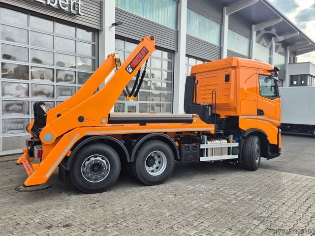 Skip truck IVECO AS280X58Y/ PS ON Hiab FTR18 Funk AHK Bett Cam