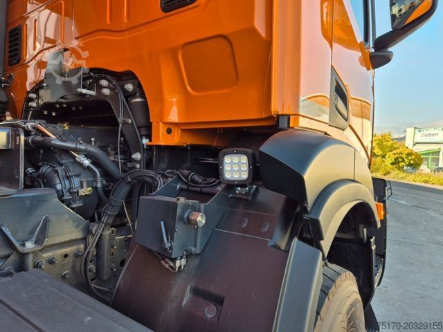 Kiper kamion IVECO AD360X54Z HR OFF 8x4 Intarder AHK