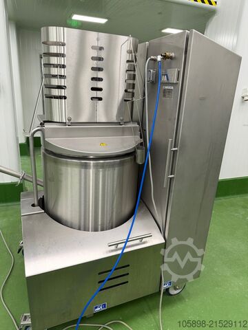 Top specificatie, vrijwel nieuwe lijn voor vormen, paneren en frituren. GEA Complete 600mm forming, coating and frying line