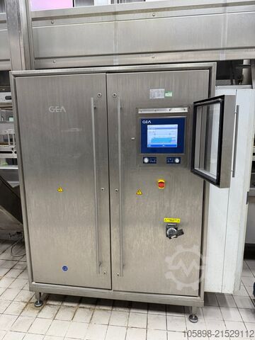 Top specificatie, vrijwel nieuwe lijn voor vormen, paneren en frituren. GEA Complete 600mm forming, coating and frying line