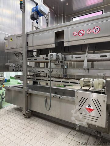 Top specificatie, vrijwel nieuwe lijn voor vormen, paneren en frituren. GEA Complete 600mm forming, coating and frying line