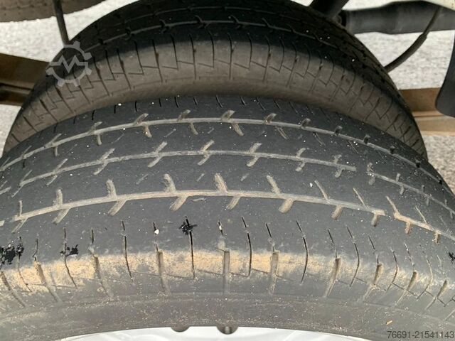 Pick-up panelvan Ford Transit 350 Gemellato con Cassone Fisso