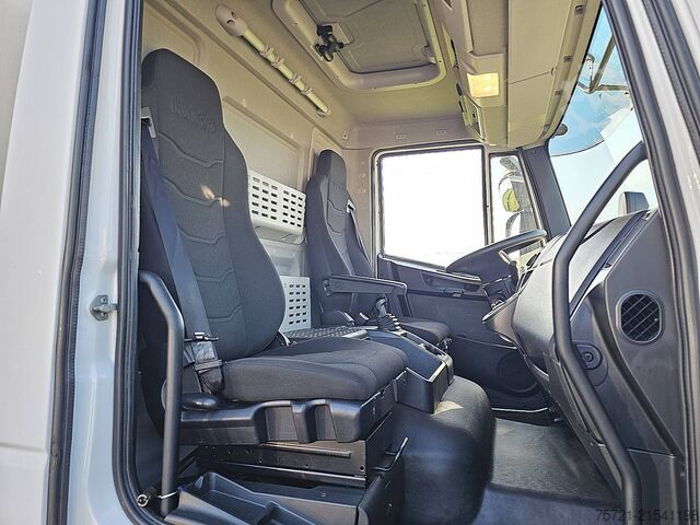 Koel-vriestransport IVECO 140E25 EUROCARGO ATP