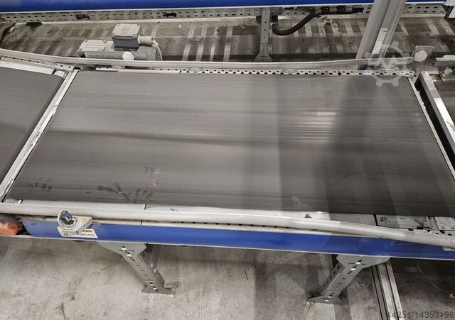 Stigende transportbånd SSI Schäfer