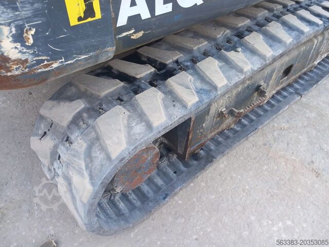 Miniexcavadora Daewoo SO75 V PLUS