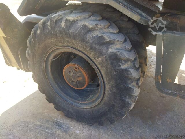 Wheel excavator Hyundai HW140