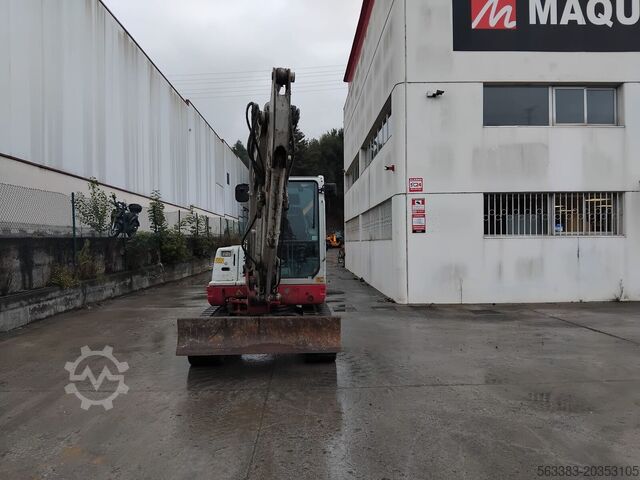 Mini-escavadora Takeuchi TB250