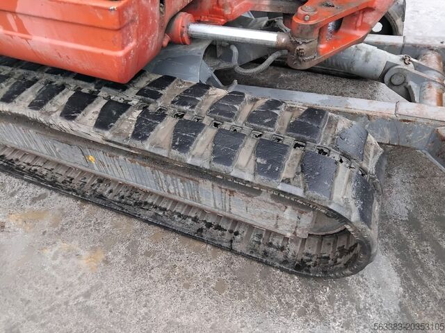 Mini-escavadora Takeuchi TB250