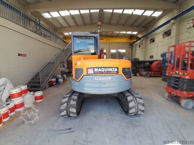 Miniexcavadora Develon DX85R-7