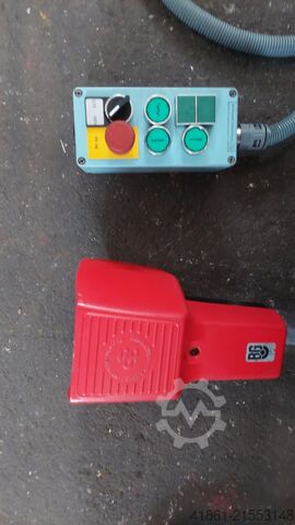 Hydraulisk horisontell bockningsmaskin INDUMASCH VARIOBEND 30