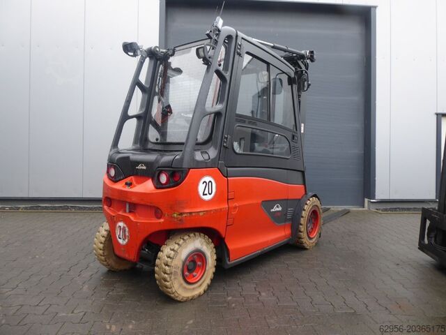 Elektrisk 4 -hjulig gaffeltruck Linde E50/600HL