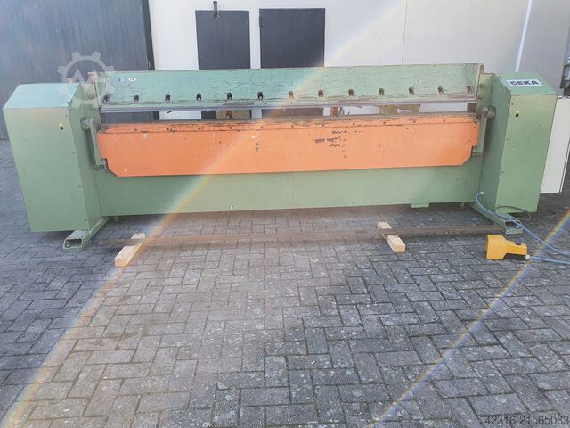 Giętarka do blachy Geka 