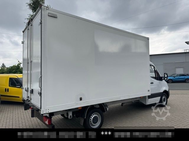 Vrachtwagen met bakwagen MERCEDES-BENZ Sprinter 314 Möbel Maxi 4,32 m. 22 m³ No. 316-27