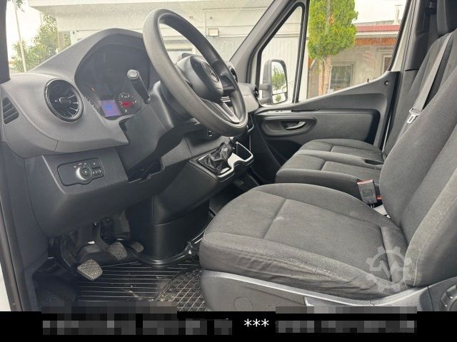 Vrachtwagen met bakwagen MERCEDES-BENZ Sprinter 314 Möbel Maxi 4,32 m. 22 m³ No. 316-27