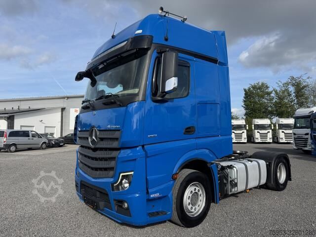 Standaard trekker Mercedes-Benz 1851 LS Actros Gigaspace Retarder 2 x PTO