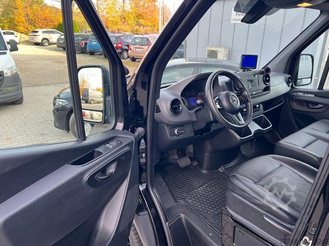 Minibüs Mercedes-Benz Sprinter 316 DOKA Autom Sthzg 3.5t AHK Leder LED