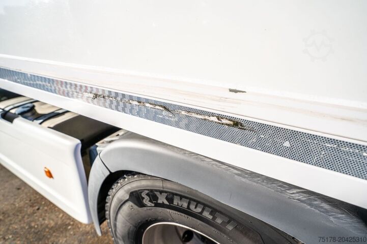 Gekoeld/bevroren transport KAESSBOHRER Kässbohrer +CARRIER 1350