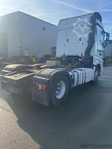 Standard-SZM Mercedes-Benz Actros 1843