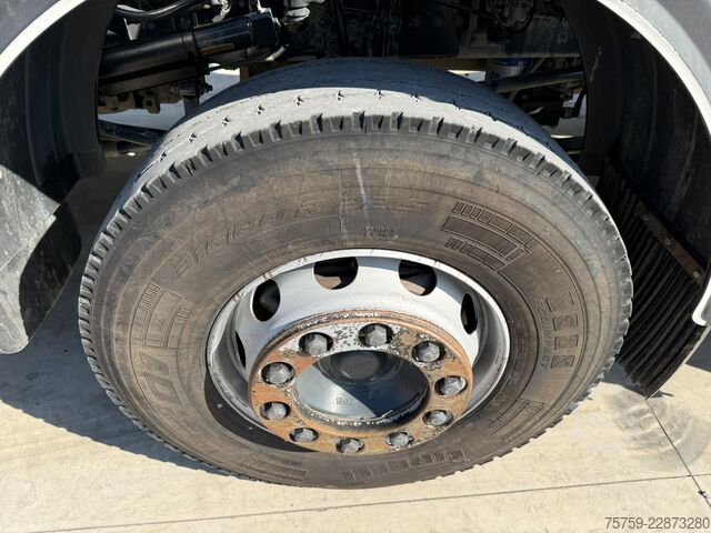 Autocamion cu cârlig pentru containere DAF CF85.460 Abrollkipper MEILLER 8x4 40Ton