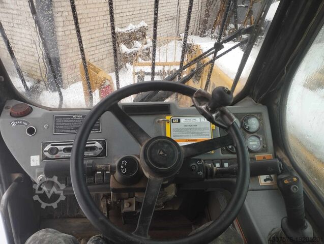 Telehandler CATERPILLAR TH-103