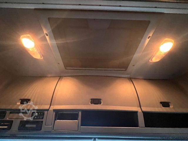 Véhicule tracteur volume MERCEDES-BENZ ACTROS 1844 LS * MP 3 *ORG KM *