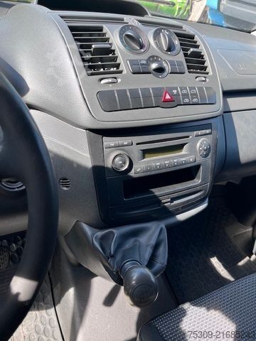 Furgoneta MERCEDES-BENZ Vito Kasten 109 CDI lang - AHK - 3 Sitze