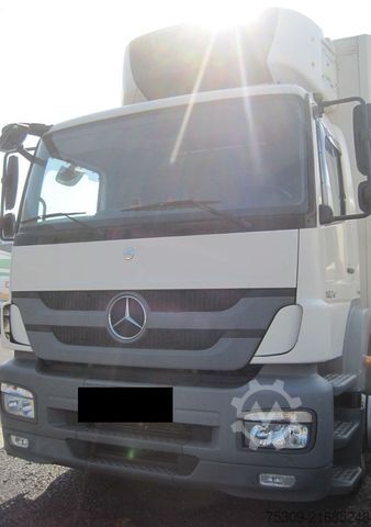 Refrigerated truck MERCEDES-BENZ Axor 1824 Carrier Kühlkoffer 4 x vorhanden
