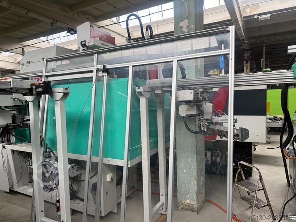 Machine de moulage par injection Arburg 520H 1500-800 e²