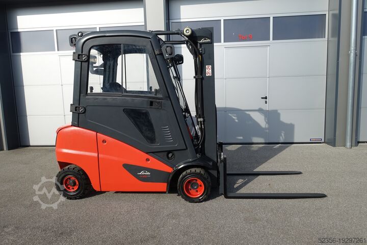 4 točka viljuškar Linde H20D 2t Dieselstapler Triplex SS ZH2