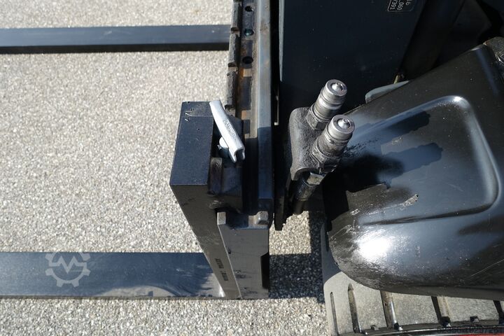 4 točka viljuškar Linde H20D 2t Dieselstapler Triplex SS ZH2