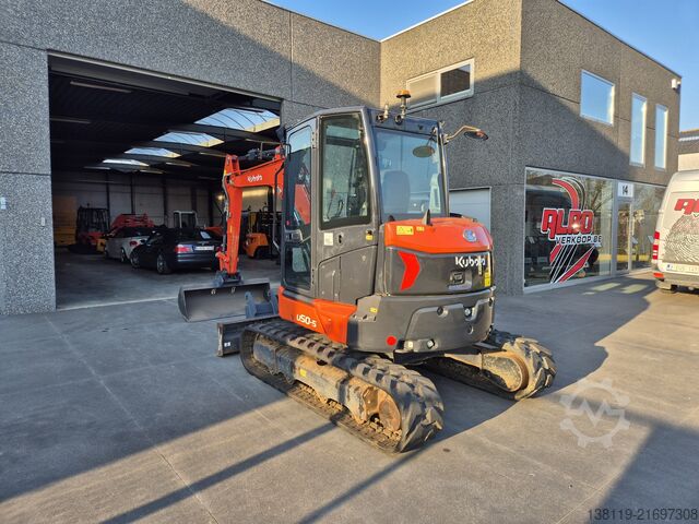 Mini excavator Kubota U50-5