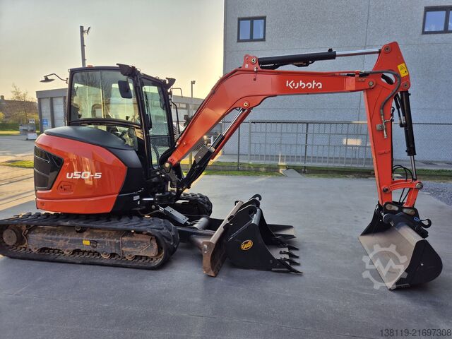 Mini excavator Kubota U50-5